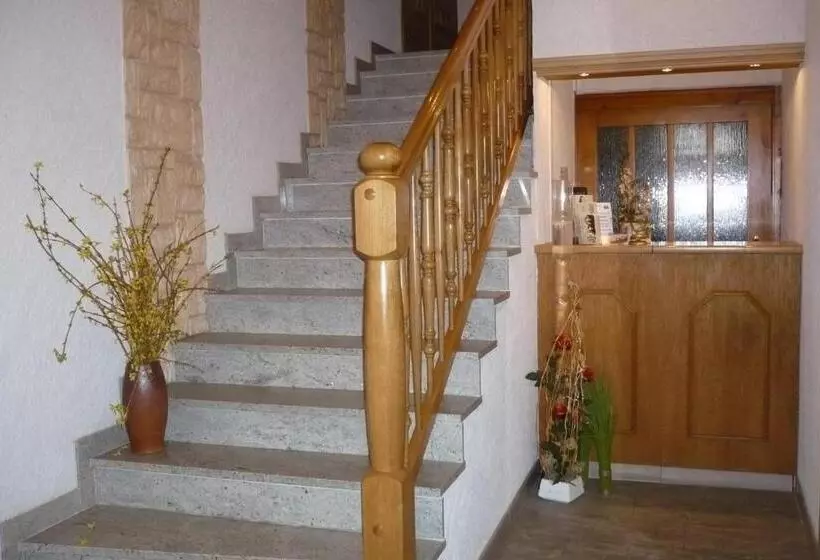 Gaststätte & Pension Jiedlitz