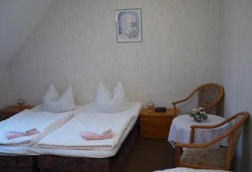 Gaststätte & Pension Jiedlitz