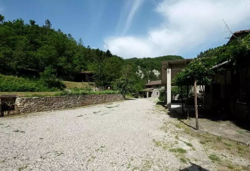 Hotelli Agriturismo Mulino Di Culmolle