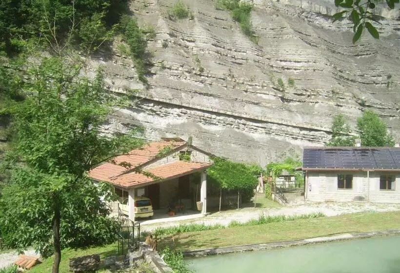 Hotelli Agriturismo Mulino Di Culmolle