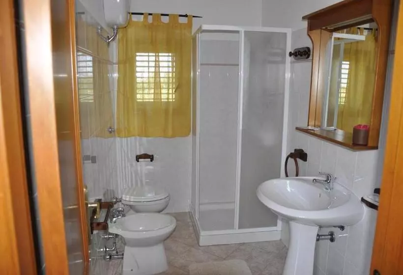هتل Agriturismo Sechi
