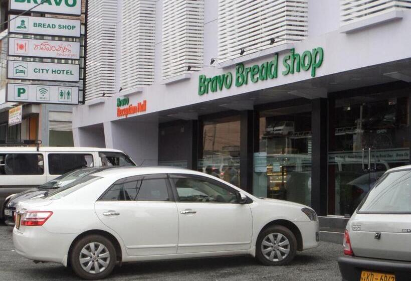 Отель Bright Bravo