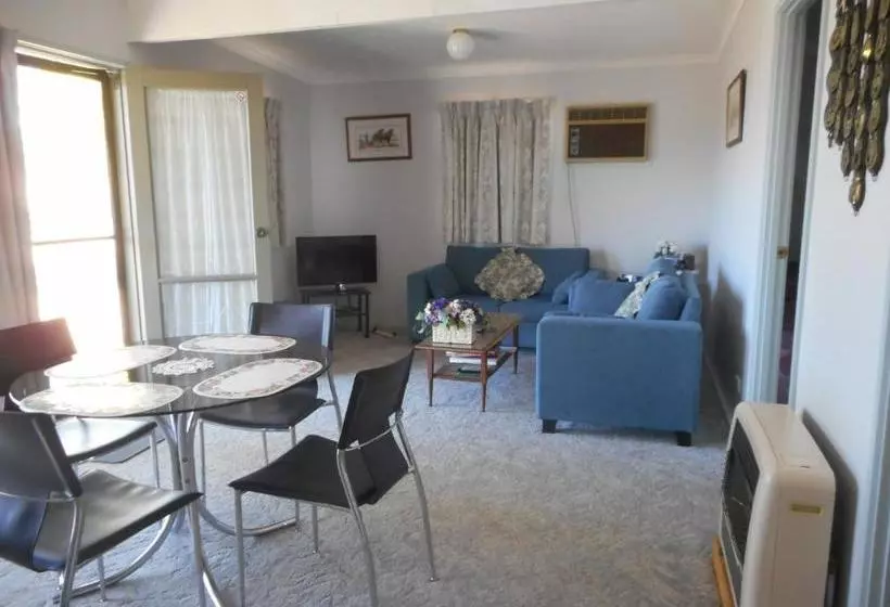 ホテル Glenfield Cottage
