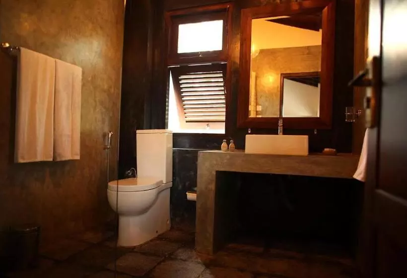 ホテル Leaf Watagala