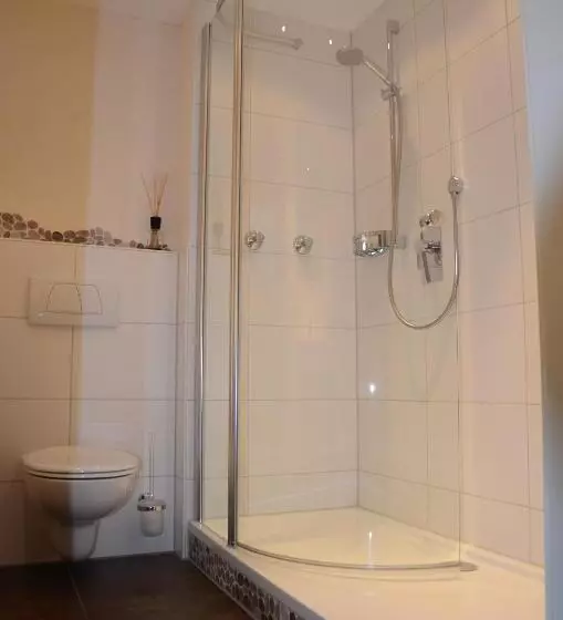 Hotelli Lustiger Hirsch