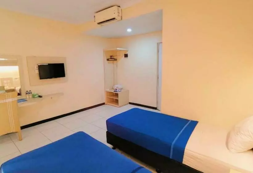 ホテル Permata Inn Slawi