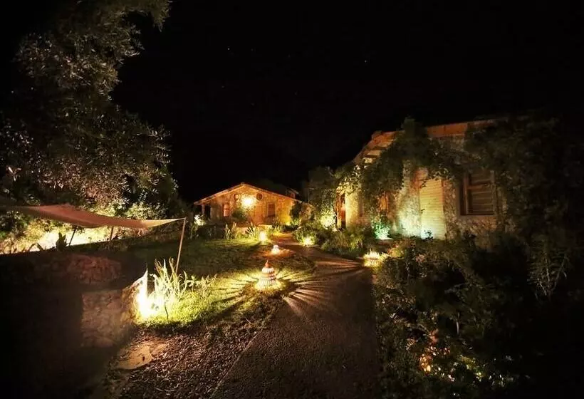 Majatalo Ermitage D Akchour