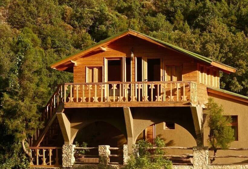 پانسیون Ermitage D Akchour