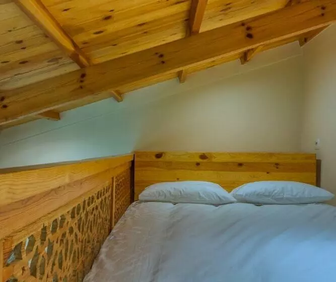 Majatalo Ermitage D Akchour