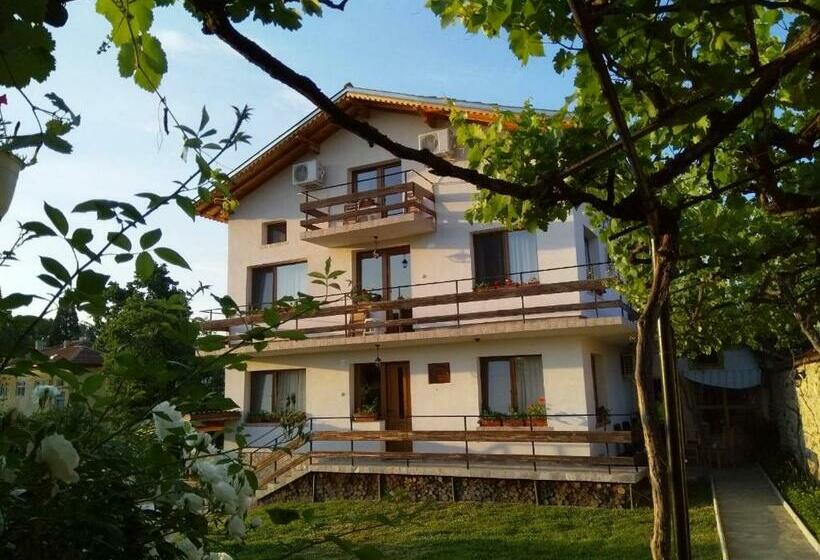 Pensjonat Guesthouse Argacho