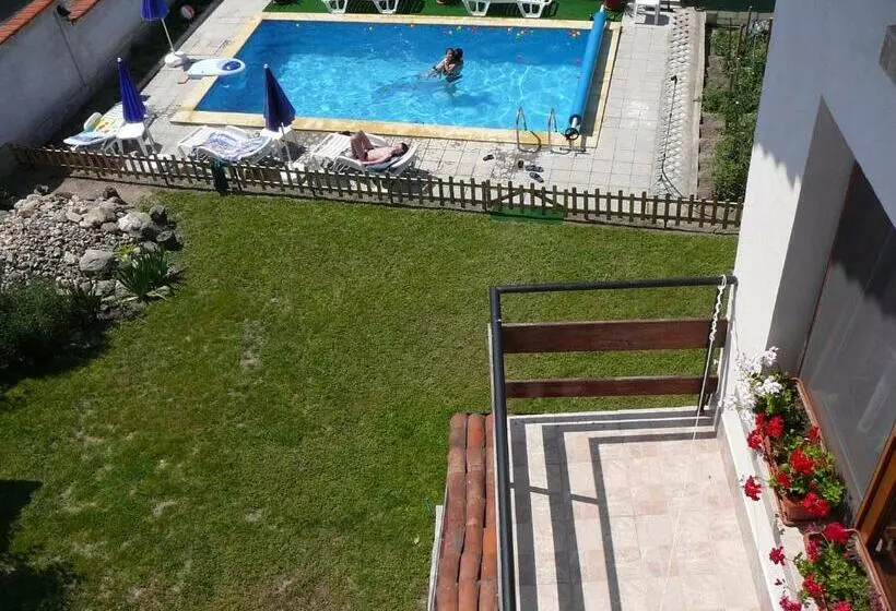 ペンション Guesthouse Argacho