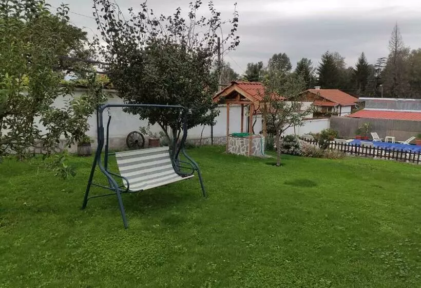 ペンション Guesthouse Argacho