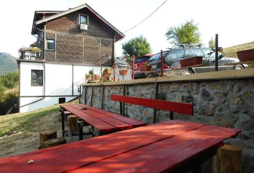 ペンション Villa Adiart