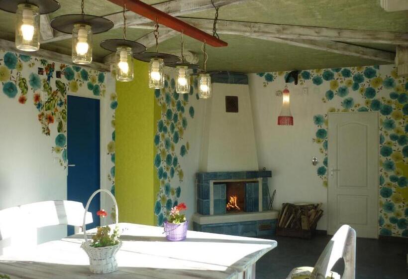 ペンション Villa Adiart