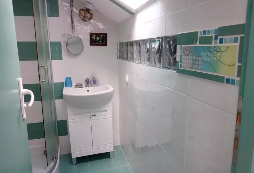 ペンション Villa Adiart