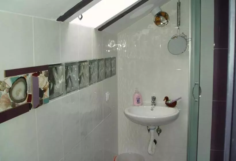 ペンション Villa Adiart