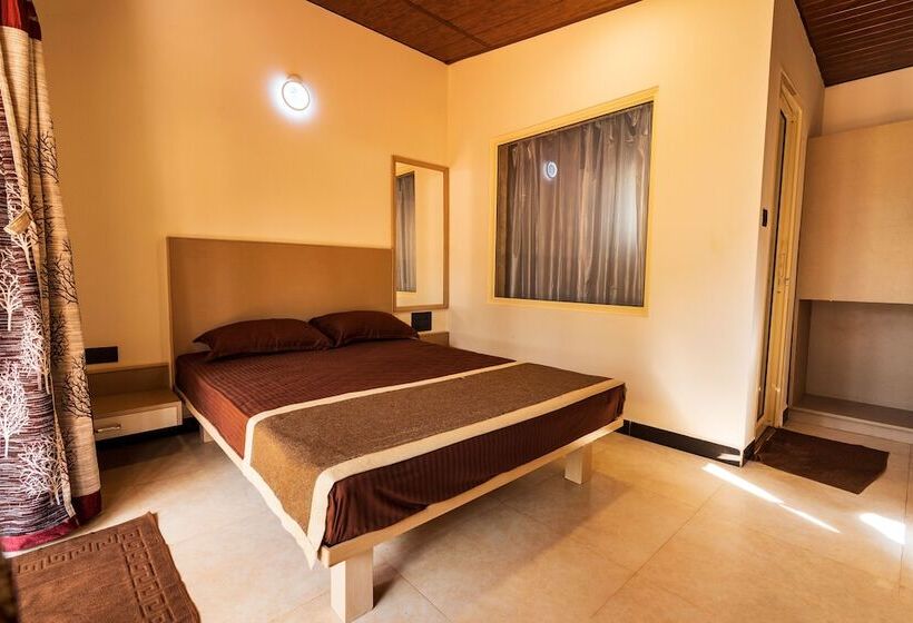 منتجع Kay's By The Sea