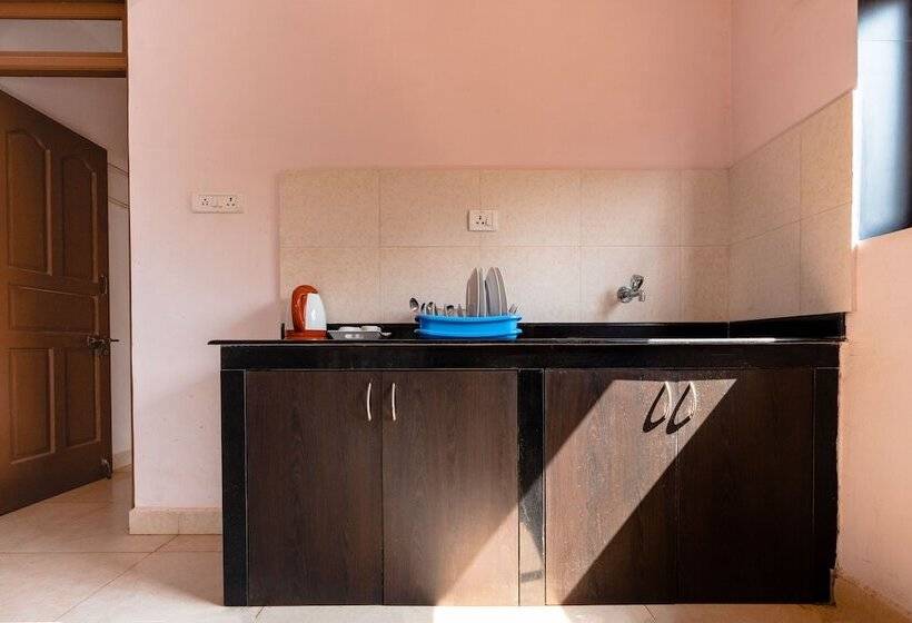 منتجع Kay's By The Sea