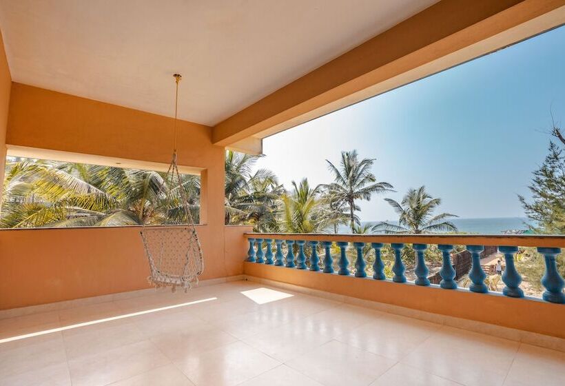 منتجع Kay's By The Sea