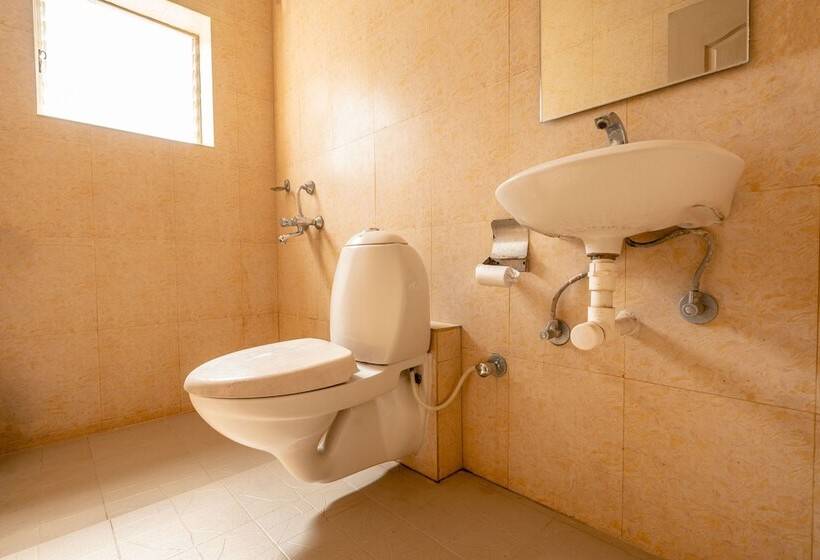 منتجع Kay's By The Sea