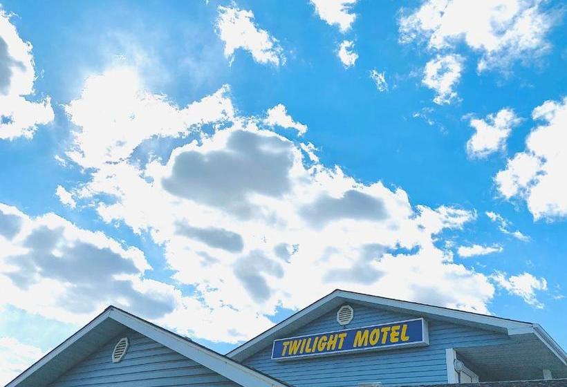 Twilight Country Motel