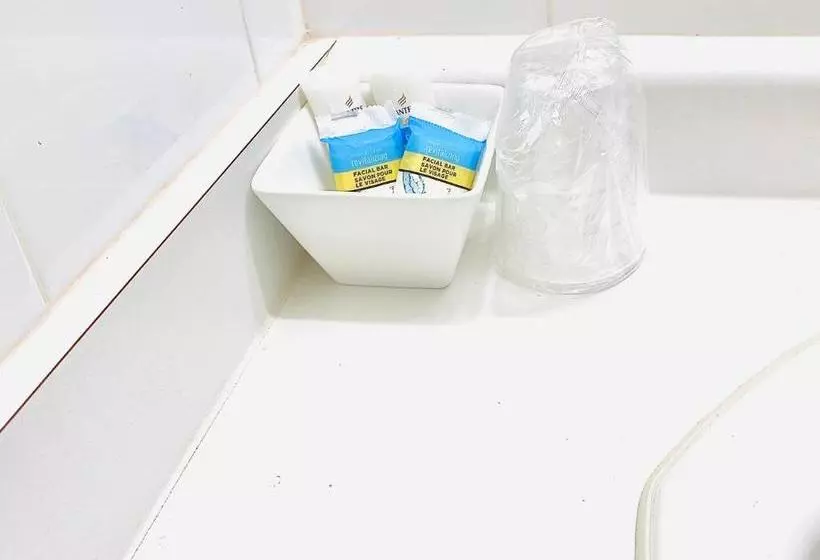 Twilight Country Motel