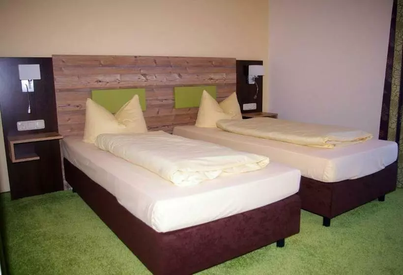 Hotelli Alpenblick Weibhausen