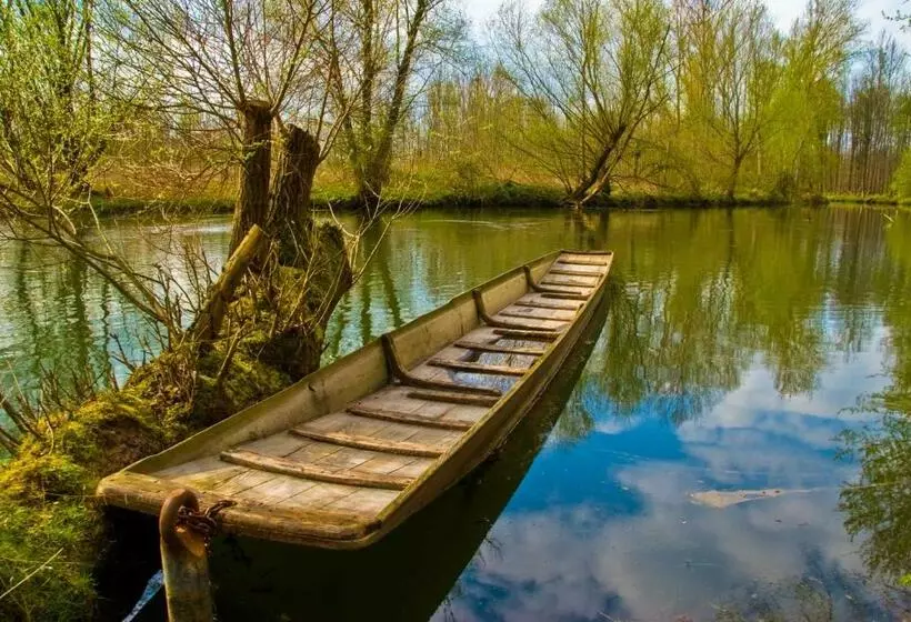 ホテル Fewo Oberle