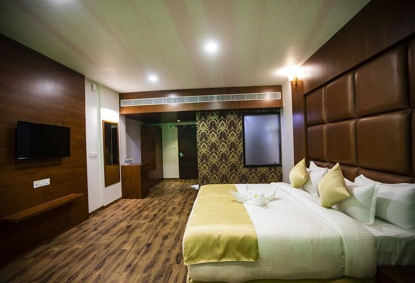 酒店 Jalashray Resort