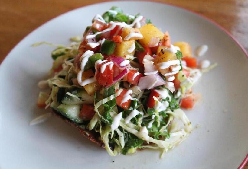 فندق Morrillo Beach Eco Resort