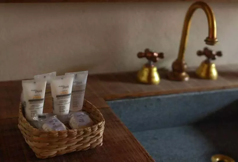 ホテル Pousada Trijunção