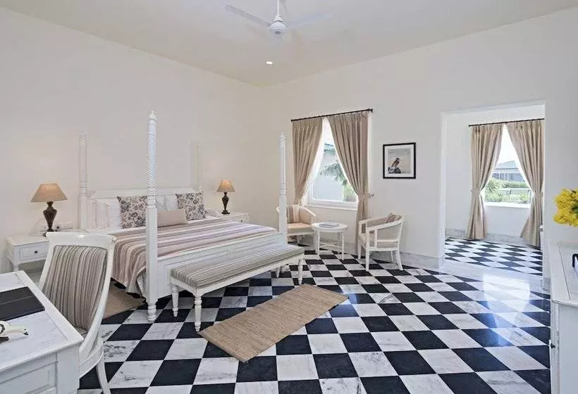 ホテル Sariska Manor Luxury Cottages Tehla