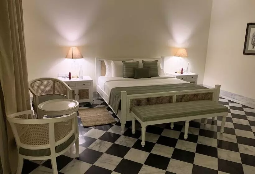 ホテル Sariska Manor Luxury Cottages Tehla