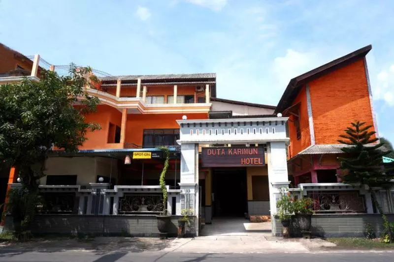 Hotelli Spot On 2629 Duta Karimun