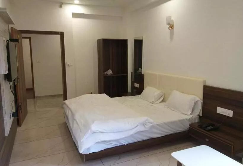 Hotelli The Grand Shiva