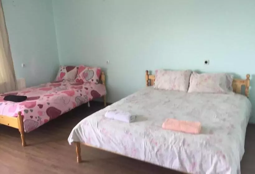 ペンション Guest House Agush