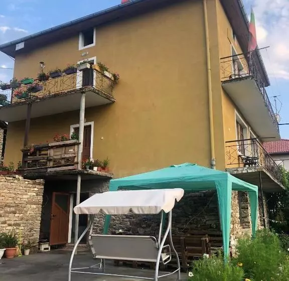 ペンション Guest House Agush