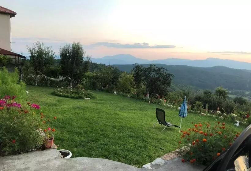 ペンション Guest House Agush