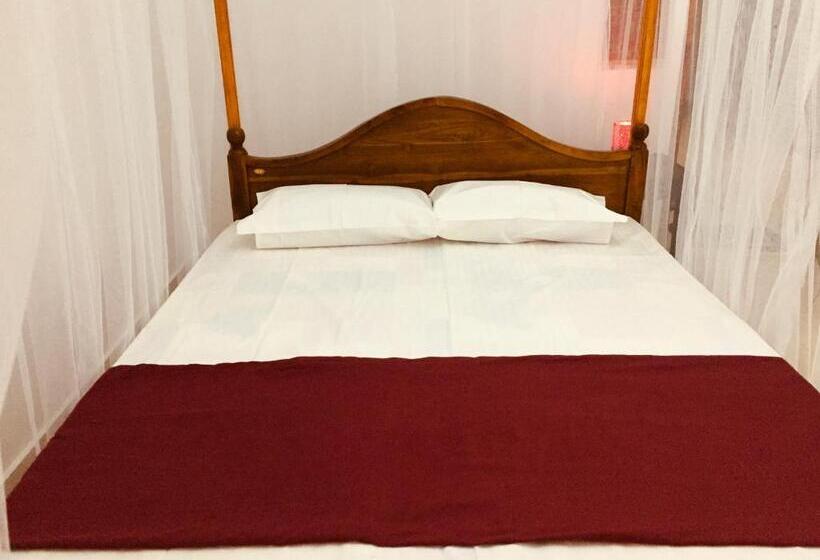 ペンション New Toropi Homestay