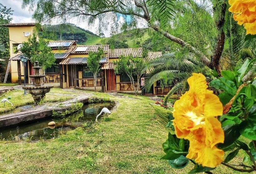 膳宿费 Pousada & Parada Olhos D água