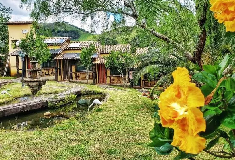 Majatalo Pousada & Parada Olhos D água