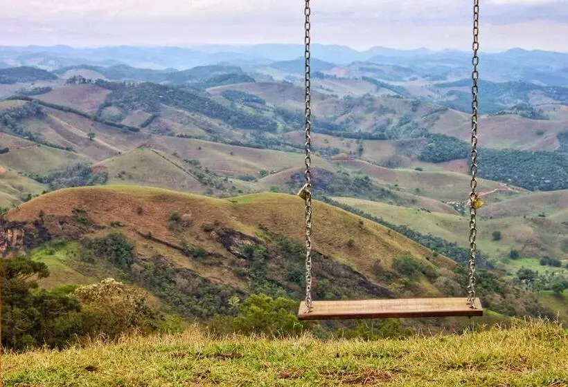 Majatalo Pousada & Parada Olhos D água