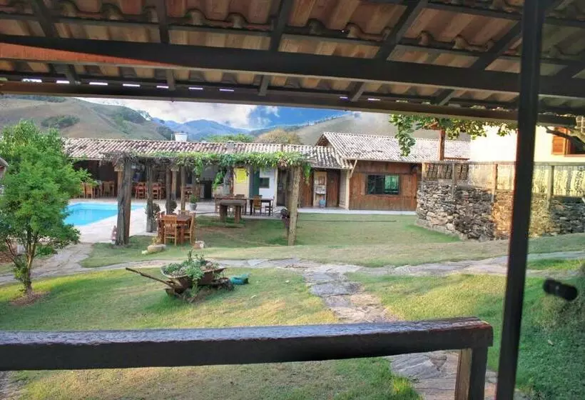 Majatalo Pousada & Parada Olhos D água