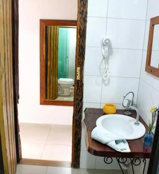 Majatalo Pousada & Parada Olhos D água