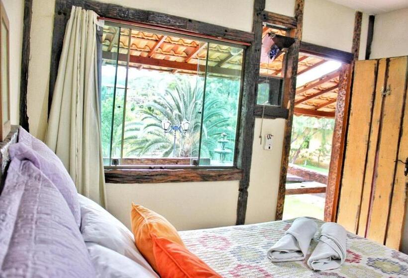 膳宿费 Pousada & Parada Olhos D água