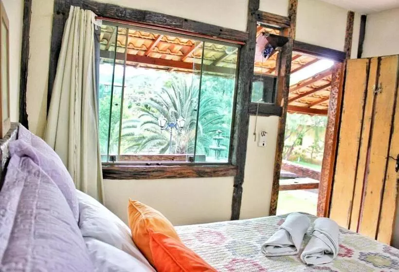 Majatalo Pousada & Parada Olhos D água