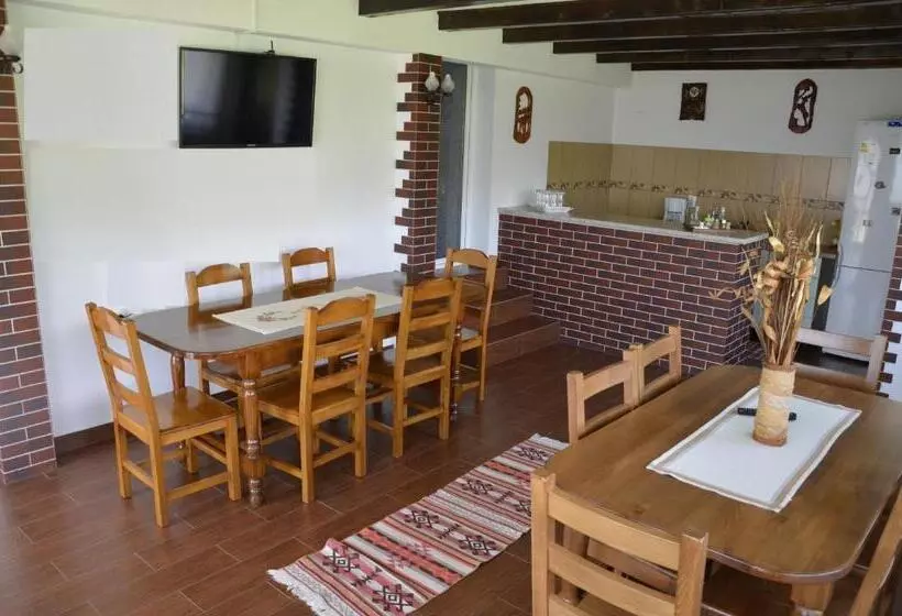 Pensão Rustic Argesean