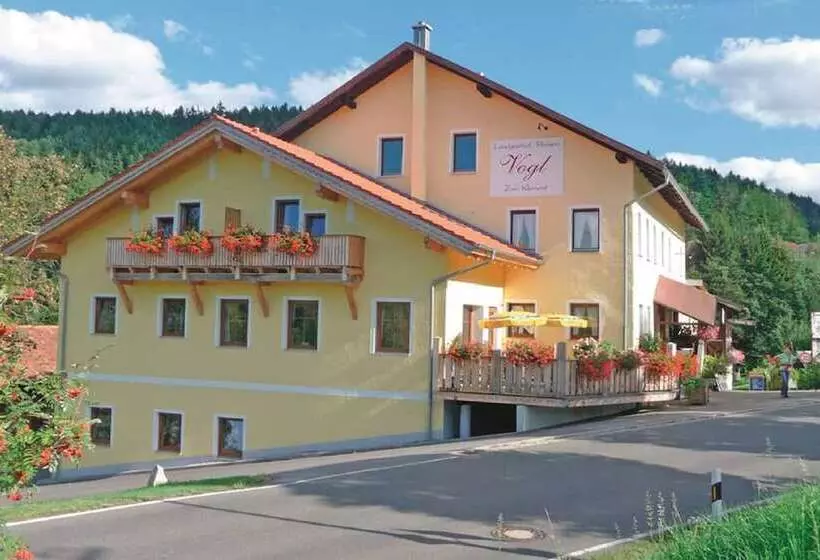 Retkeilymaja Landgasthof Vogl   Zum Klement