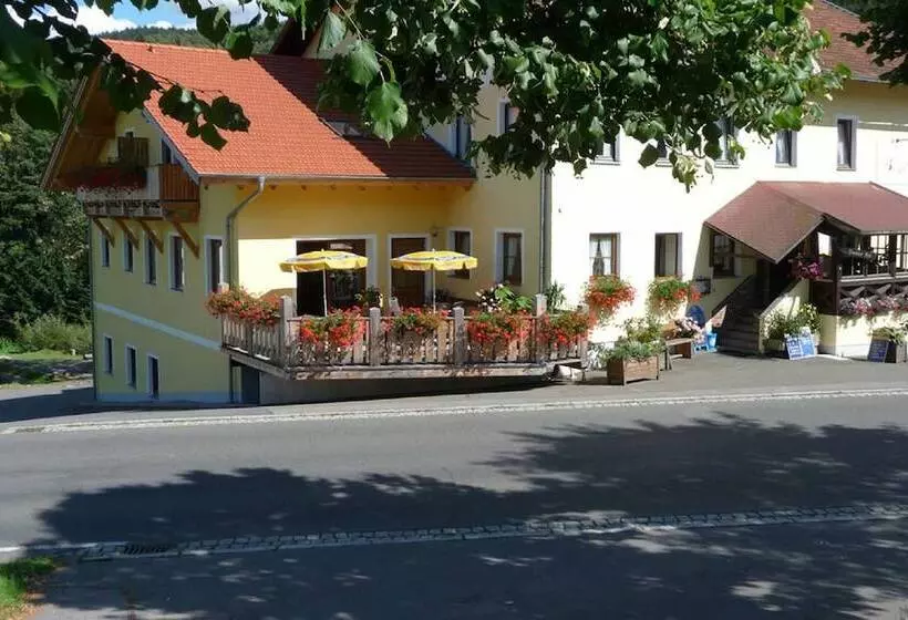 Retkeilymaja Landgasthof Vogl   Zum Klement