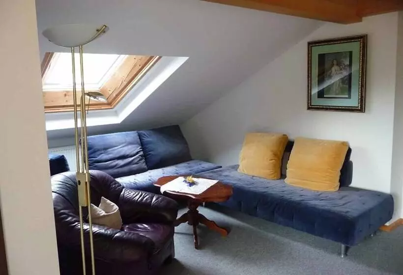 Retkeilymaja Landgasthof Vogl   Zum Klement